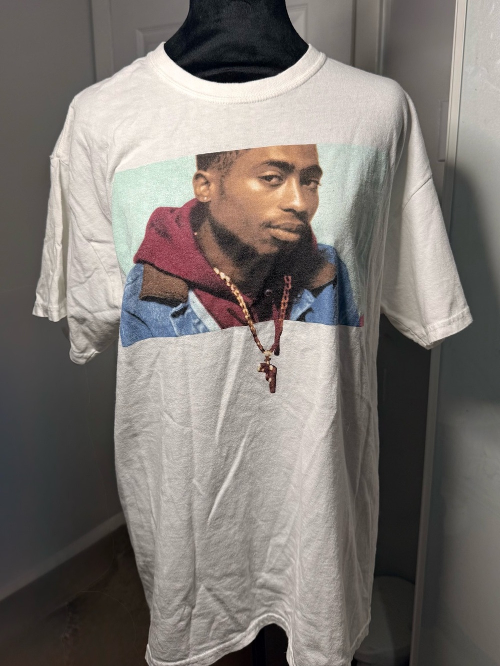 White Graphic Men’s T‑Shirt with TuPac